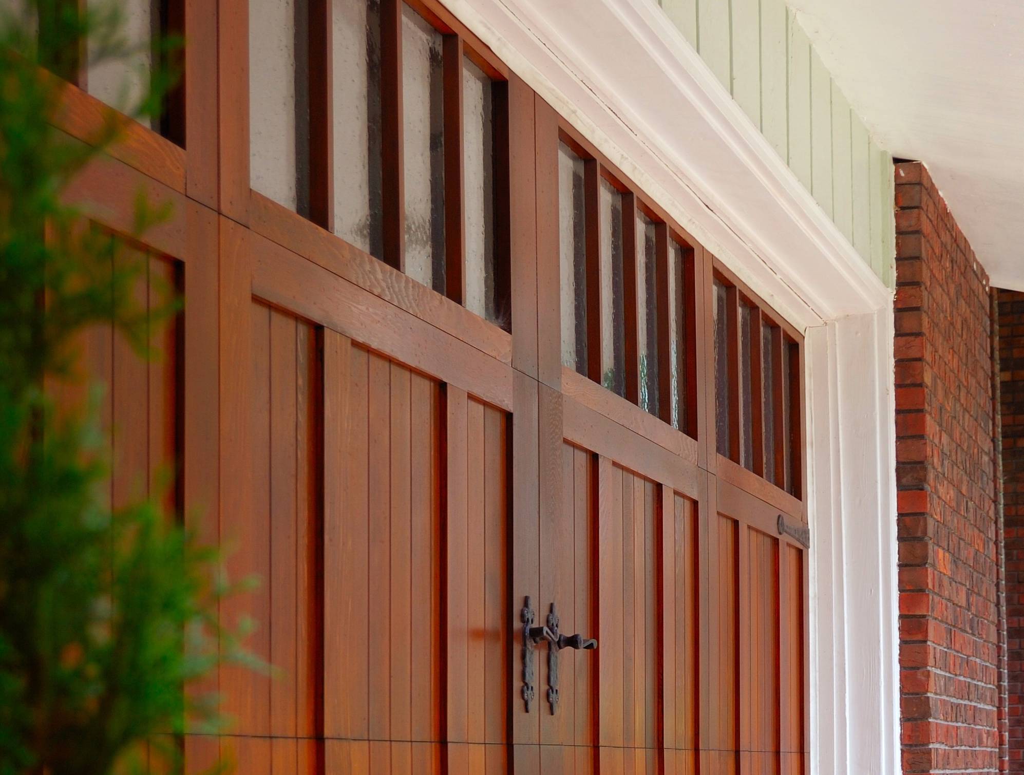 Residential Garage Doors-Upright_Door_Service